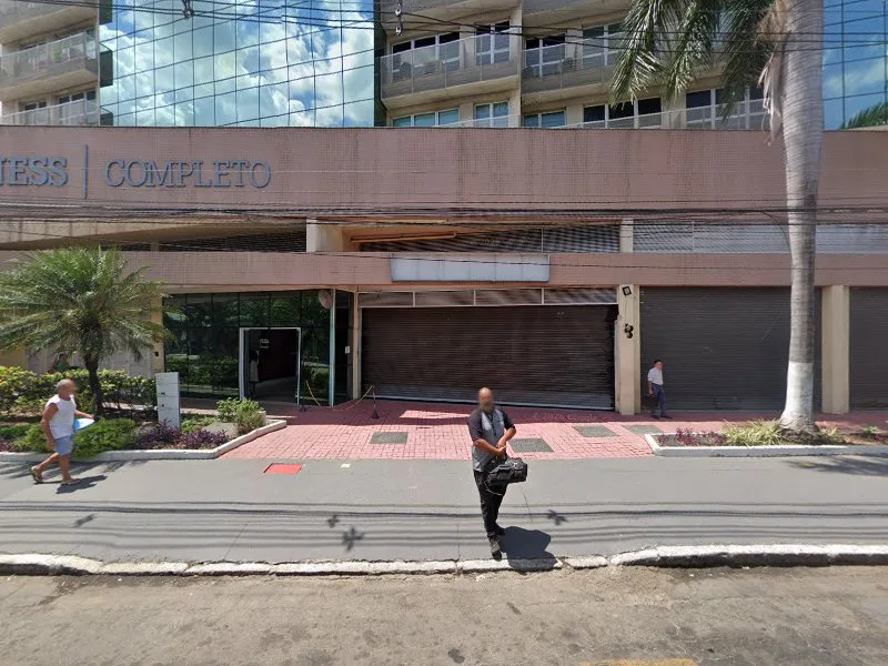 Fachada do Business Completo na Avenida Maria Teresa, em Campo Grande